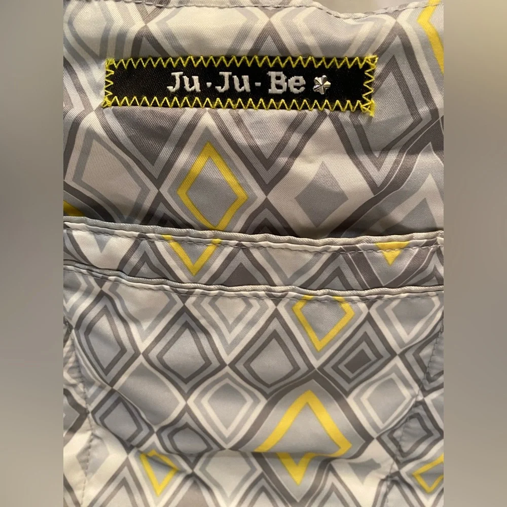 NWOT, Ju-JuBe Super Be Zippered Tote Baby Bag